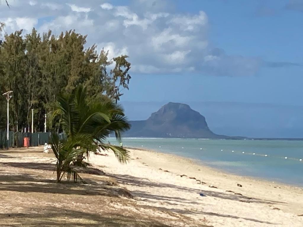 Splendide Penthouse Vue Mer A 5 Mn A Pied De La Plage Flic-en-Flacq エクステリア 写真