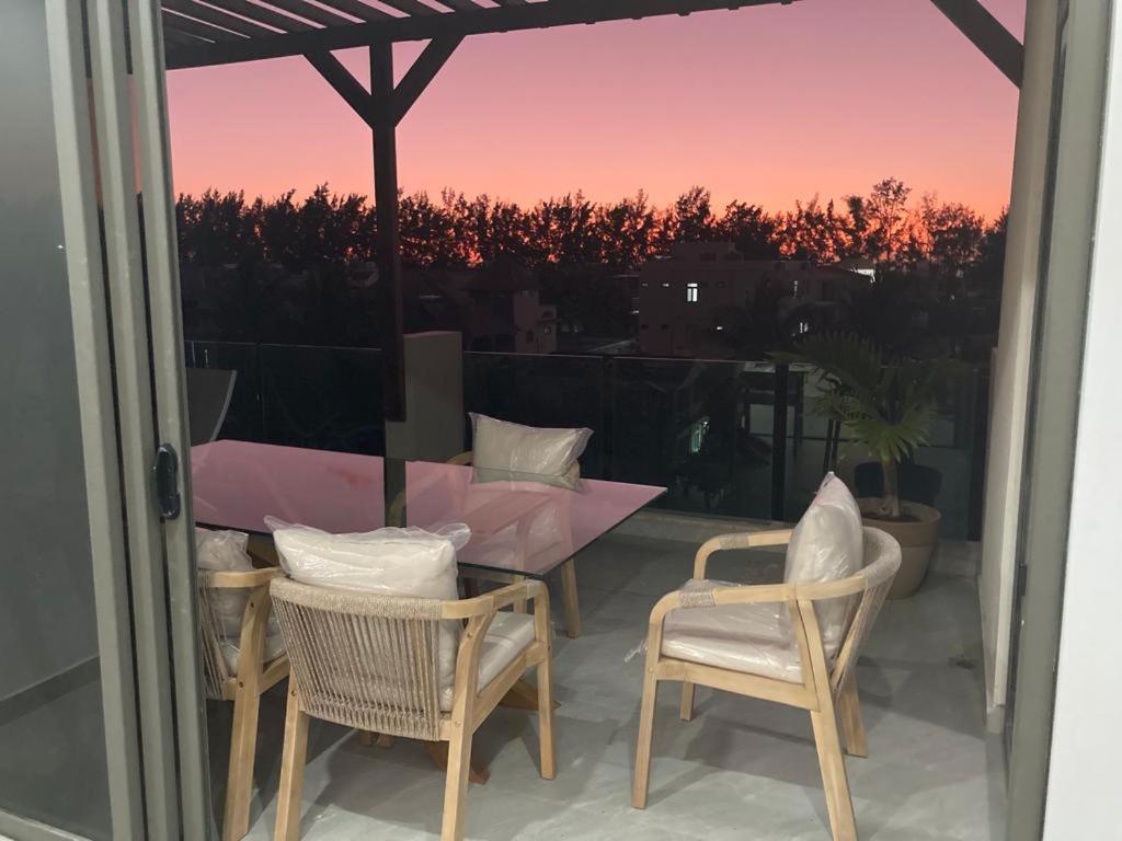 Splendide Penthouse Vue Mer A 5 Mn A Pied De La Plage Flic-en-Flacq エクステリア 写真
